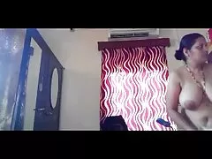 Une MILF bienveillante french sexe amateur réveille son beau-fils Steve pour du sexe et du visage