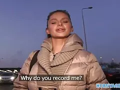 L'artiste porno french amateur Regina Sparks inspirée par Massive Dick