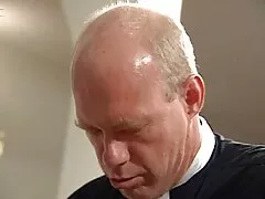 Marry Queen baisée profondément et porno française amateur éjacule fort