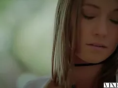 itsPOV: amateur porno french Le massage se transforme en fête de la baise avec Zazie Skymm, Ginebra Bellucci et Renata Fox sur PornHD